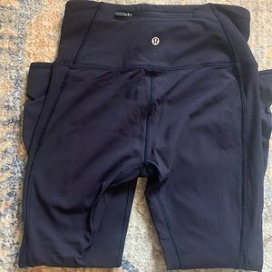 Lululemon 7/8 navy leggings
